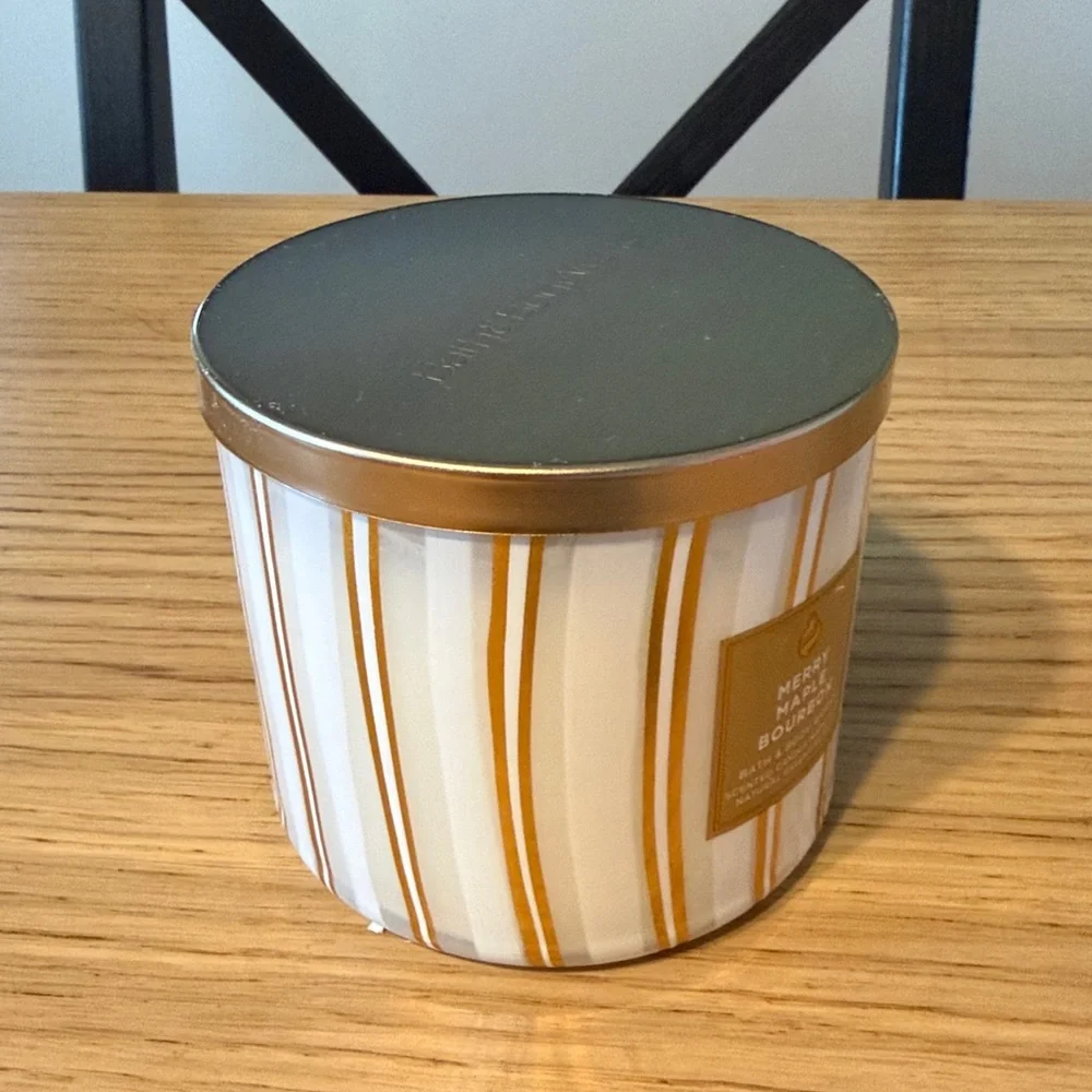 Bath & Body Works 3 Wick Candle. Merry Maple Bourbon.